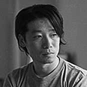 谷尻 誠(たにじり・まこと)建築家。1974年 広島県生まれ。1994年 穴吹デザイン専門学校卒業。1994年~1999年 本兼建築設計事務所所属。1999年~2000年 HAL建築工房所属。2000年 建築設計事務所Suppose design office(サポーズデザインオフィス)設立。穴吹デザイン専門学校非常勤講師、広島女学院大学客員教授。2009年 ダントータイルデザインコンテスト入賞、Modern Decoration International Media Prize / Annual Commercial Award (上海)、AR Award / commendation(London)、2010年 愛知まちなみ建築賞、住まいの環境デザインアワード/暮らしデザイン賞/環境デザイン優秀賞、THE INTERNATIONAL ARCHITECTURE AWARD(Chicago)など受賞多数。