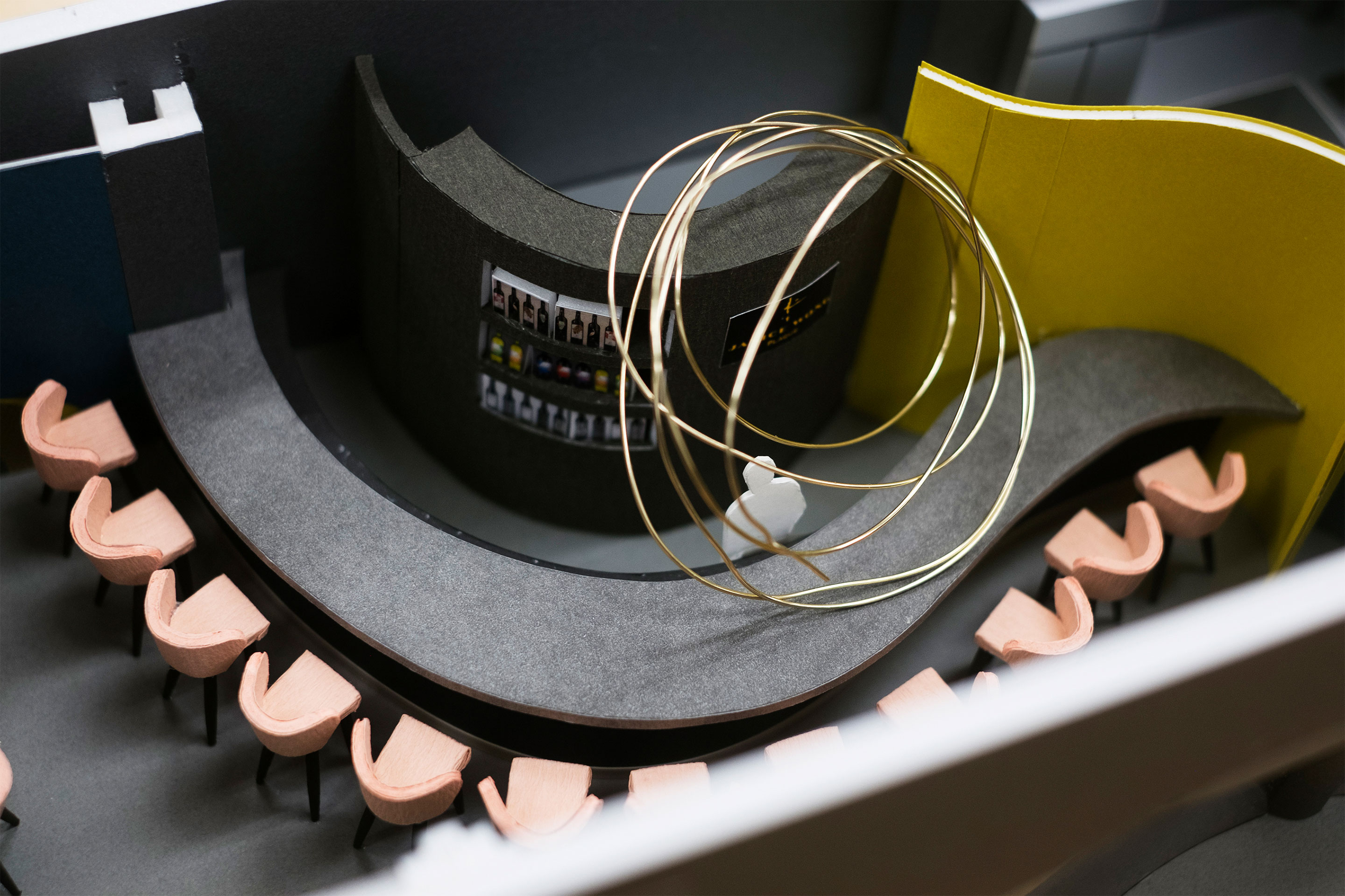 DECO｜1年次｜Element 5｜商空間「カウンターのある小さな飲食店舗」