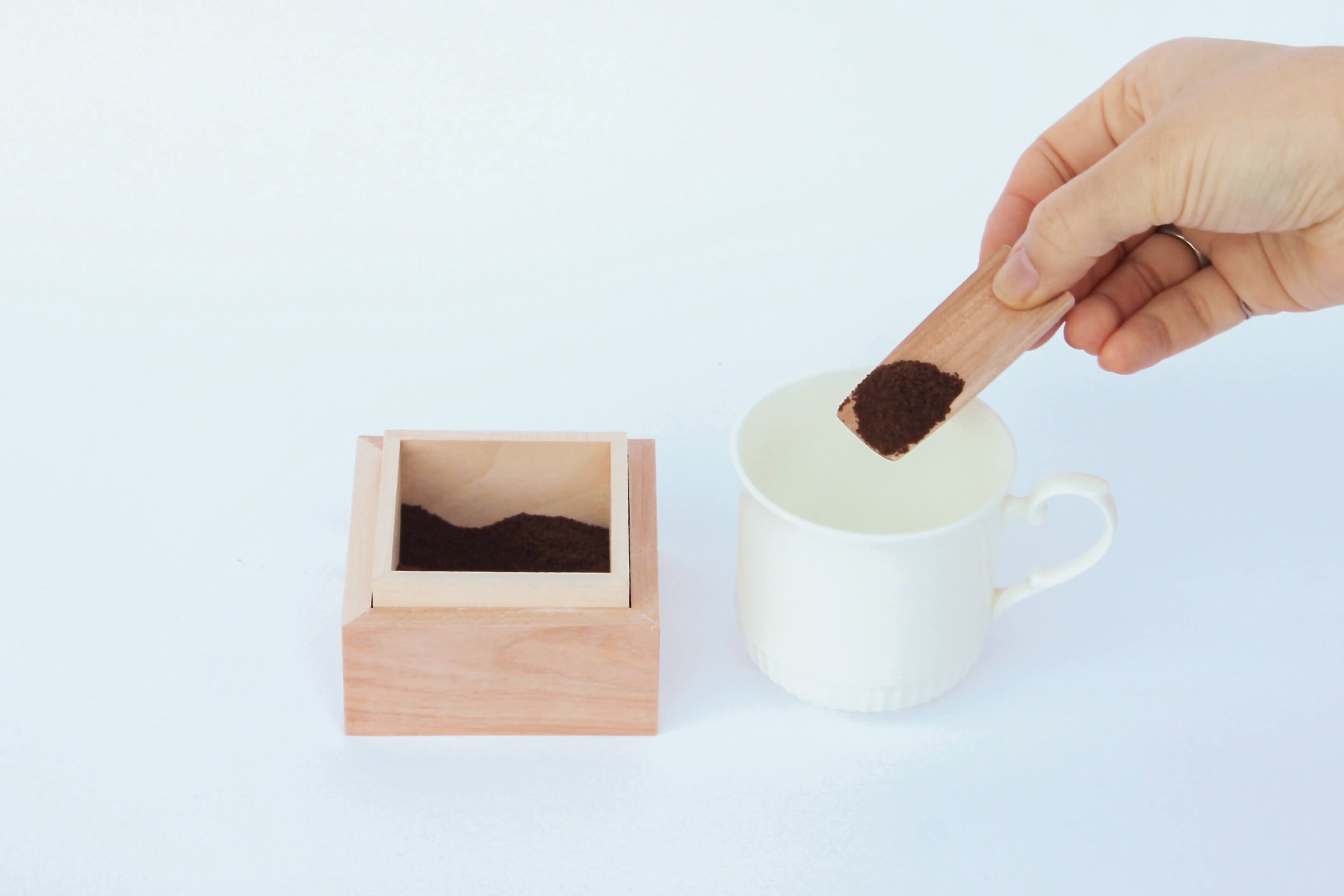 IMT｜2年次｜Element 5-6｜自由「卒業制作」