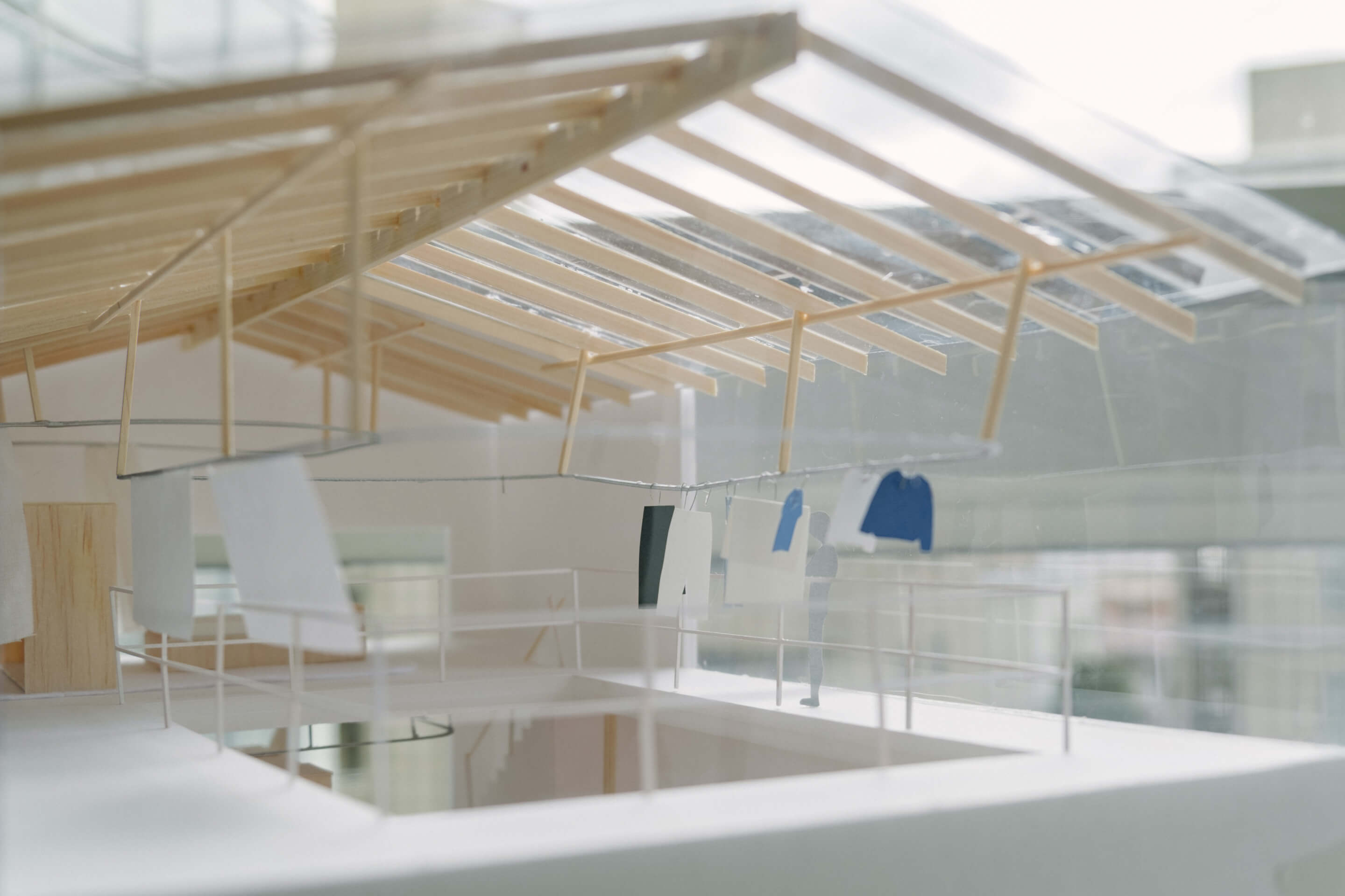 INT｜2年次｜Element 3｜住空間「断面に暮らす家」